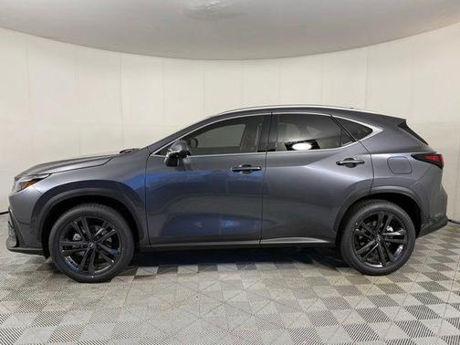 2026 Lexus NX 450h+ Luxury