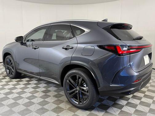 2026 Lexus NX 450h+ Luxury