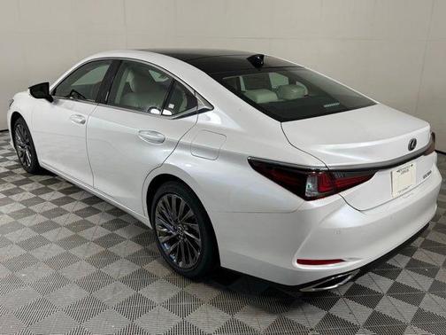 2025 Lexus ES 350 Ultra Luxury