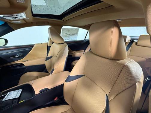 2025 Lexus ES 350 Base