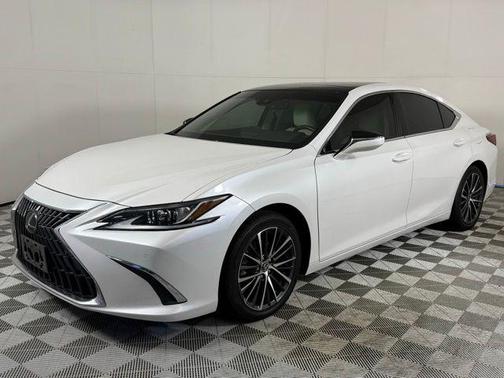 2022 Lexus ES 350 Base