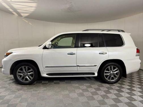 2015 Lexus LX 570 Base