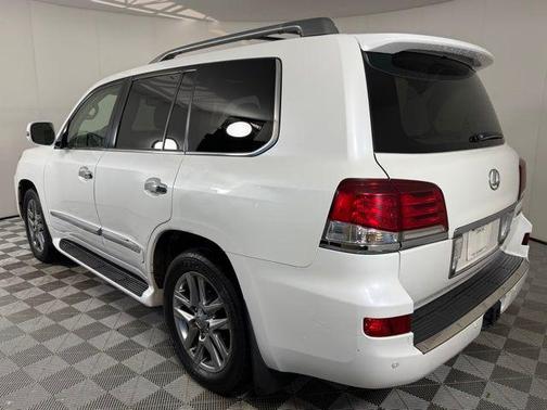 2015 Lexus LX 570 Base