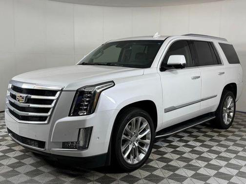 2020 Cadillac Escalade Luxury