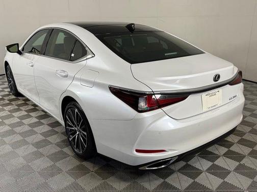 2025 Lexus ES 350 Base