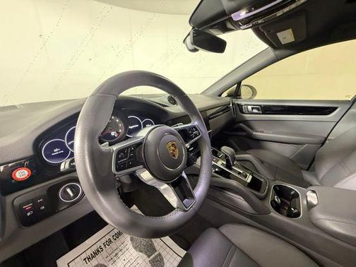 2023 Porsche Cayenne Platinum Edition