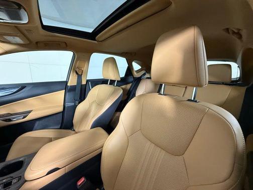 2025 Lexus NX 350h Premium