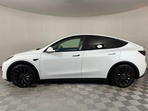 2022 Tesla Model Y Performance Dual Motor All-Wheel Drive