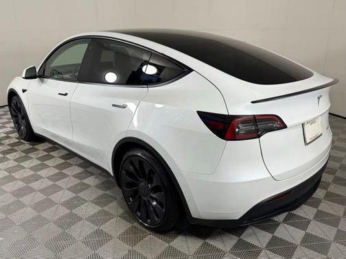 2022 Tesla Model Y Performance Dual Motor All-Wheel Drive