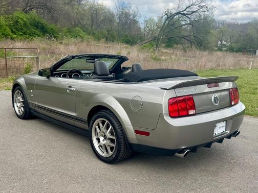 2008 Ford Shelby GT500 Base