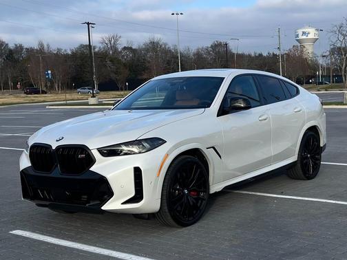 2025 BMW X6 M60i