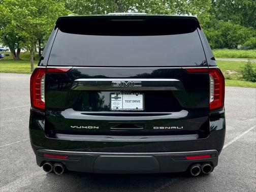2023 GMC Yukon Denali Ultimate