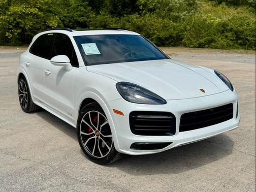 2022 Porsche Cayenne GTS