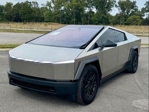 2025 Tesla Cybertruck All-Wheel Drive