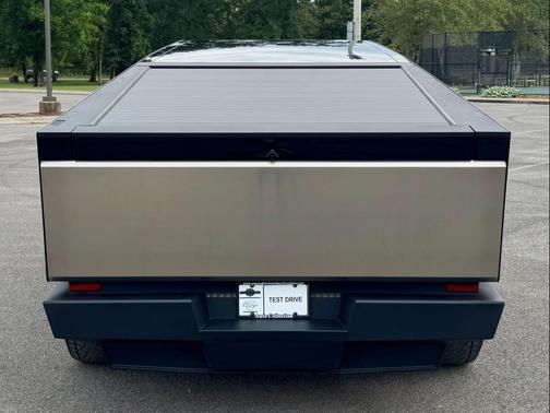 2025 Tesla Cybertruck All-Wheel Drive