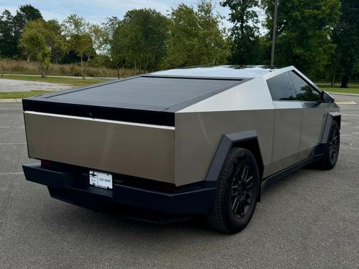 2025 Tesla Cybertruck All-Wheel Drive