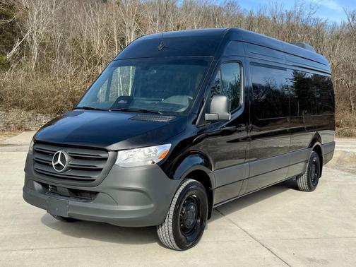 2025 Mercedes-Benz Sprinter 2500 Standard Roof