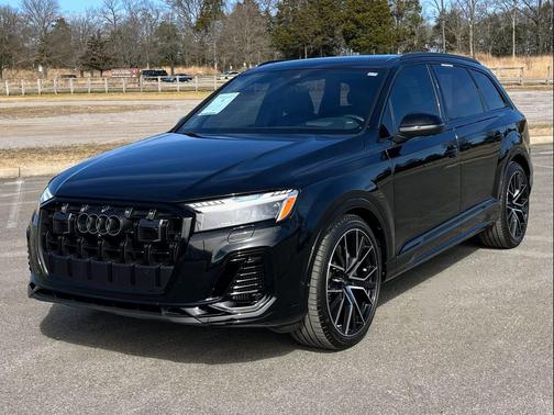 2025 Audi Q7 55 Prestige