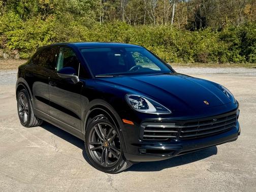 2023 Porsche Cayenne Platinum Edition