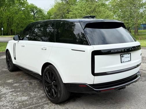 2023 Land Rover Range Rover 5.0L V8 Supercharged SV Autobiography