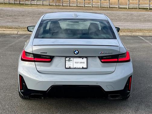 2025 BMW M340 xDrive