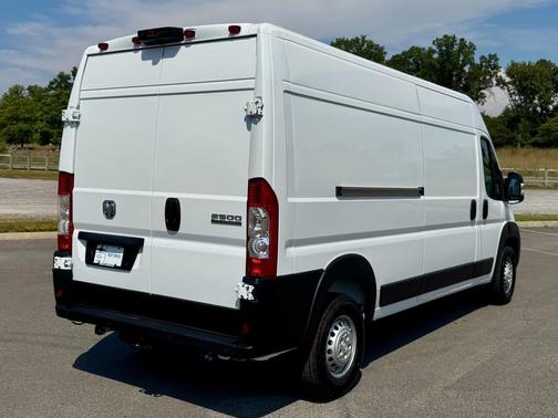 2025 RAM ProMaster 2500 Tradesman