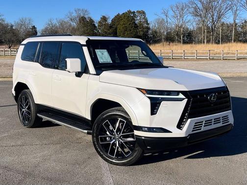 2024 Lexus GX 550 Premium+ w/ COLD AREA PKG, HUD, TRAFFIC JAM ASSIST, HEATED 2ND ROW CAPTAINS