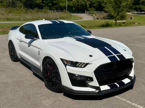 2021 Ford Shelby GT500 Base