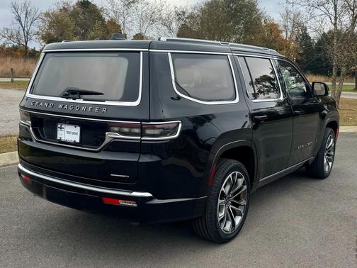 2024 Jeep Grand Wagoneer Series III 4x4