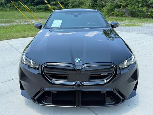 2025 BMW M5 Base