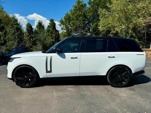 2023 Land Rover Range Rover P400 SE
