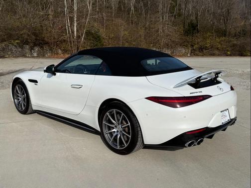 2023 Mercedes-Benz AMG SL 43 Base