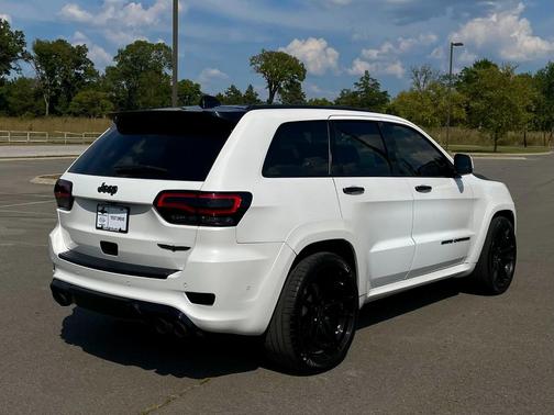 2020 Jeep Grand Cherokee Trackhawk