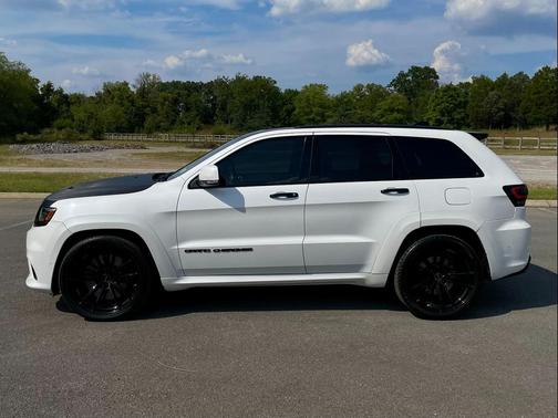 2020 Jeep Grand Cherokee Trackhawk