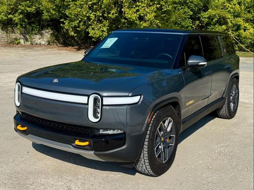 2024 Rivian R1S Adventure Quad Motor Large Pack