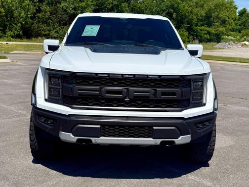 Oxford White 2023 Ford F-150 Raptor