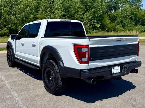 Oxford White 2023 Ford F-150 Raptor