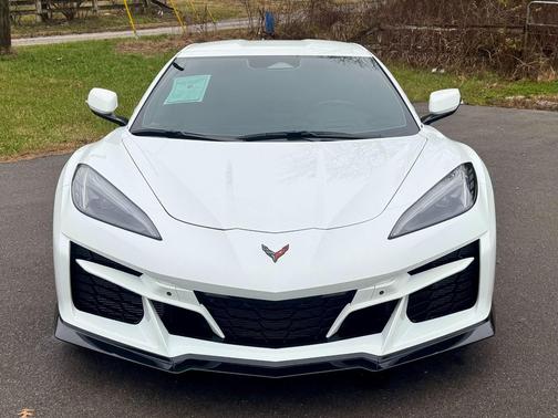 2025 Chevrolet Corvette E-Ray RWD Coupe 3LZ