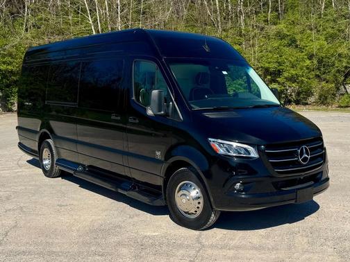 Black 2024 Mercedes-Benz Sprinter 3500XD High Roof