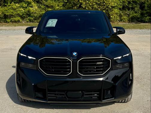 2023 BMW XM W/ BOWERS & WILKINS DIAMOND SURROUND SOUND SYSTEM, 165K MSRP!!