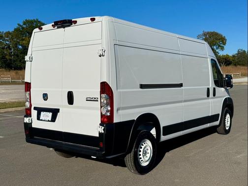 2025 RAM ProMaster 2500 Tradesman