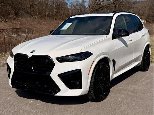 2025 BMW X5 M Base