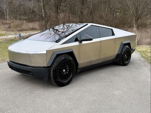 2024 Tesla Cybertruck Cyberbeast