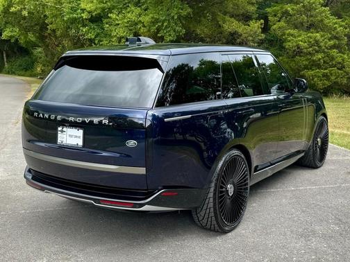 2023 Land Rover Range Rover P400 SE