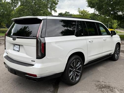 2023 Cadillac Escalade ESV Sport Platinum