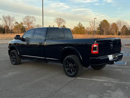 2020 RAM 3500 Limited Crew Cab 4x4 8' Box