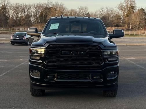 2020 RAM 3500 Limited Crew Cab 4x4 8' Box