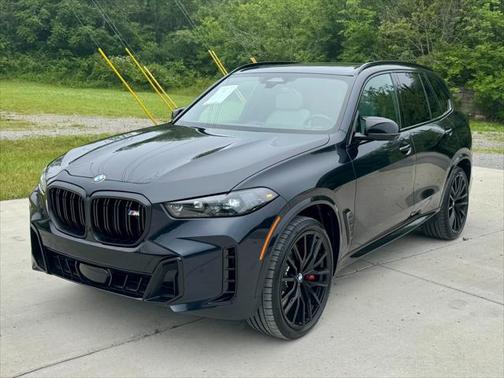2025 BMW X5 M60i