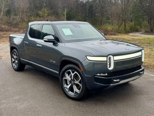 2024 Rivian R1T Adventure