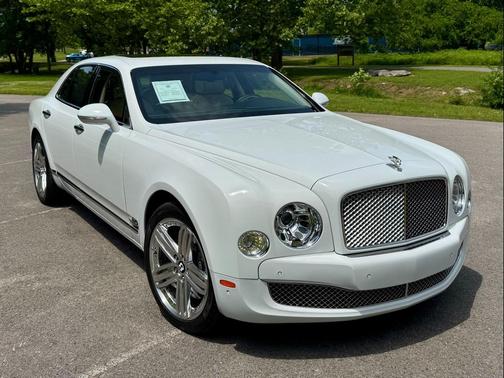 2013 Bentley Mulsanne Sedan